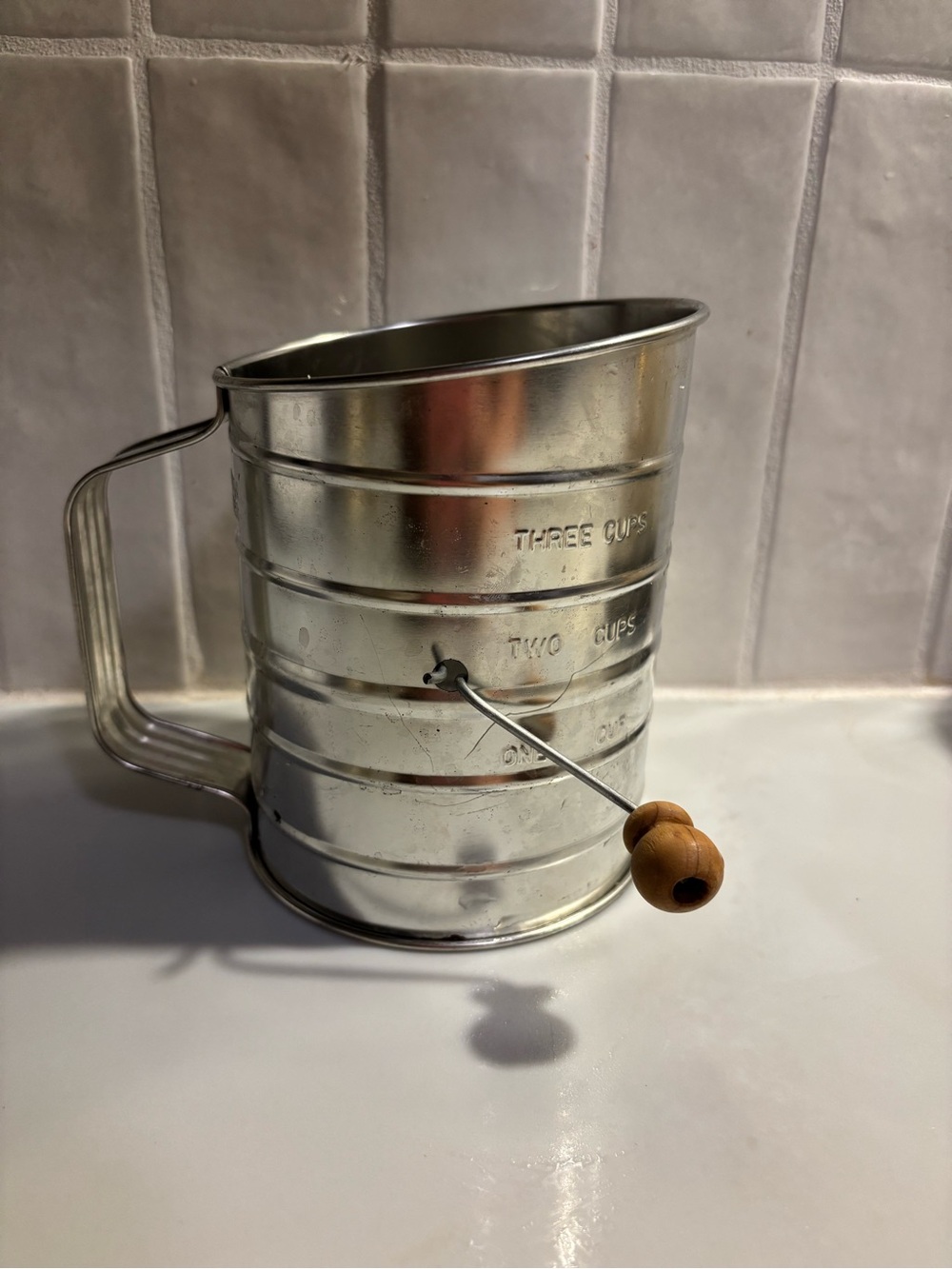 Classic Stainless Steel 3-Cup Rotary Flour & Sugar Sifter with Wood Handle Knob